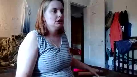 Snapshot of shylee538825 chatting on September 13, 8:22 pm shylee538825 online show from September 13, 8:22 pm