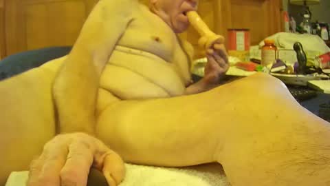 silverdaddy70x online show from December 27, 7:40 am