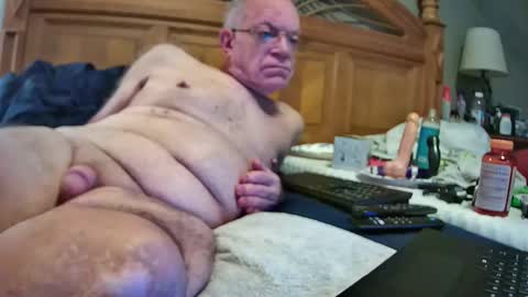 silverdaddy70x online show from December 30, 4:18 pm