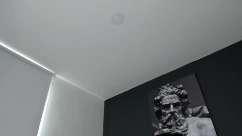 Snapshot of simon_leon01 chatting on February 17, 1:55 pm simon_leon01 online show from February 17, 1:55 pm