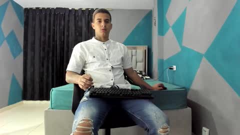 SIMON KELER online show from January 24, 10:19 pm