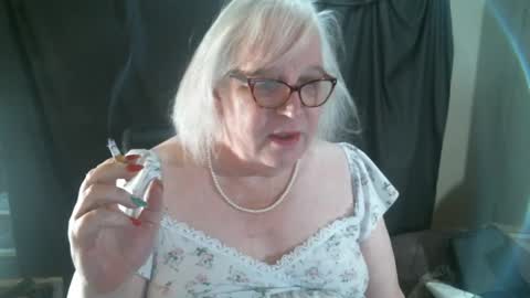 Sissy Diane online show from December 22, 2:06 pm