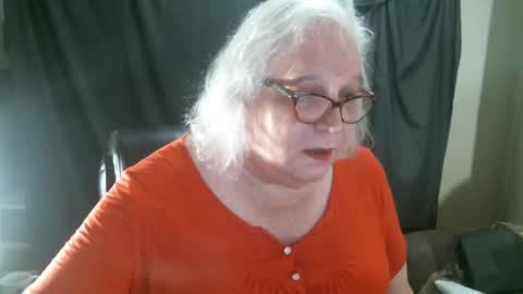 Sissy Diane online show from December 17, 12:34 am