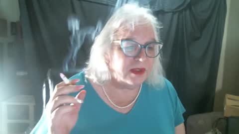 Sissy Diane online show from March 6, 12:32 am
