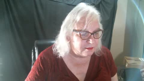 Sissy Diane online show from January 30, 12:39 am