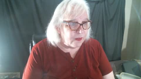 Sissy Diane online show from January 4, 12:37 am