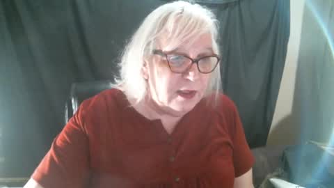 Sissy Diane online show from December 7, 12:36 am