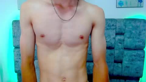 Snapshot of skinny_bigcock20 chatting on March 1, 10:42 pm skinny_bigcock20 online show from March 1, 10:42 pm