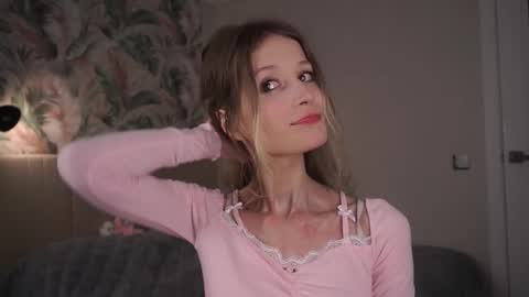 Emily online show from February 25, 10:09 pm