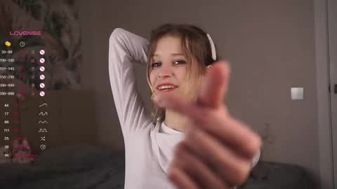 Emily online show from March 2, 1:04 am
