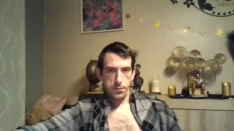 Snapshot of skinnybigcock2 chatting on February 27, 5:40 am SkinnyBigCock2 online show from February 27, 5:40 am