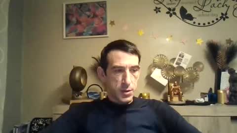 Snapshot of skinnybigcock2 chatting on January 8, 3:19 am SkinnyBigCock2 online show from January 8, 3:19 am
