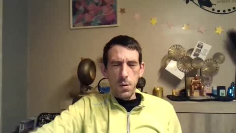 Snapshot of skinnybigcock2 chatting on January 21, 3:26 am SkinnyBigCock2 online show from January 21, 3:26 am