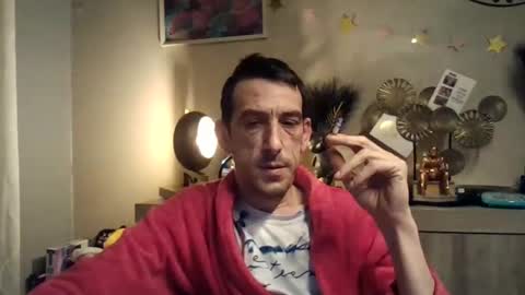 Snapshot of skinnybigcock2 chatting on December 31, 5:11 am SkinnyBigCock2 online show from December 31, 5:11 am