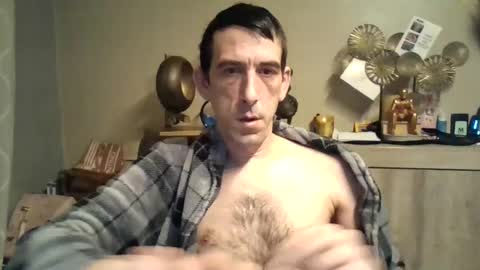Snapshot of skinnybigcock2 chatting on January 25, 6:55 am SkinnyBigCock2 online show from January 25, 6:55 am