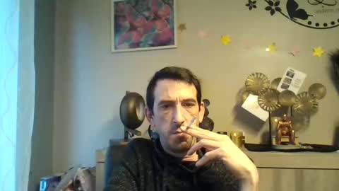 Snapshot of skinnybigcock2 chatting on January 28, 7:53 am SkinnyBigCock2 online show from January 28, 7:53 am