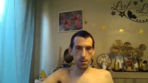 Snapshot of skinnybigcock2 chatting on September 12, 6:59 am SkinnyBigCock2 online show from September 12, 6:59 am