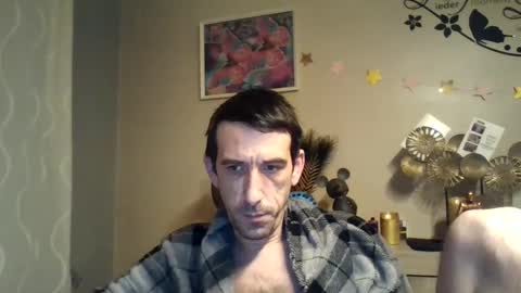 Snapshot of skinnybigcock2 chatting on February 2, 6:25 am SkinnyBigCock2 online show from February 2, 6:25 am