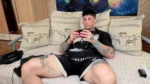 skirlingod online show from September 20, 7:22 am