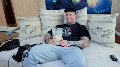 skirlingod online show from September 15, 7:32 am