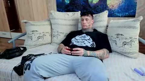 skirlingod online show from September 14, 7:21 am