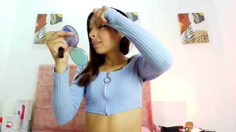 Snapshot of skye_moore chatting on September 9, 12:16 pm skye moore online show from September 9, 12:16 pm