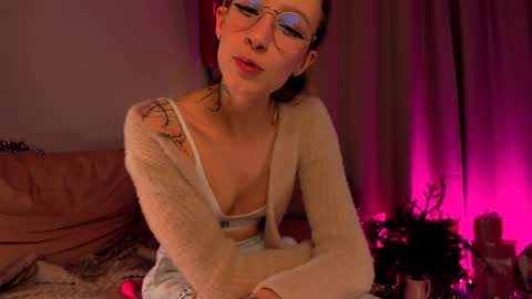 Snapshot of skyewavy chatting on January 11, 1:37 am online show from January 11, 1:37 am