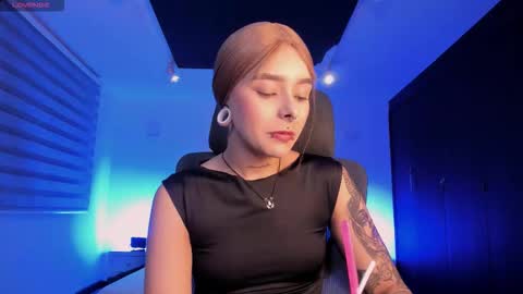 skythompson online show from September 11, 4:03 am