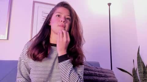 Snapshot of skyy_bloom chatting on September 22, 12:31 pm Sky online show from September 22, 12:31 pm