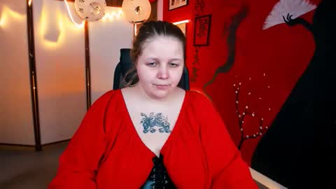 Snapshot of sladadeew chatting on September 11, 9:10 am Slada Deew online show from September 11, 9:10 am