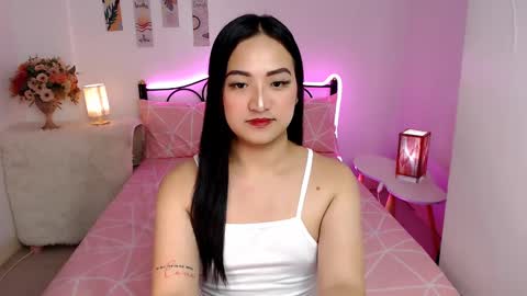 Snapshot of slave_amanda69 chatting on December 16, 6:10 am Queen Cyrine online show from December 16, 6:10 am