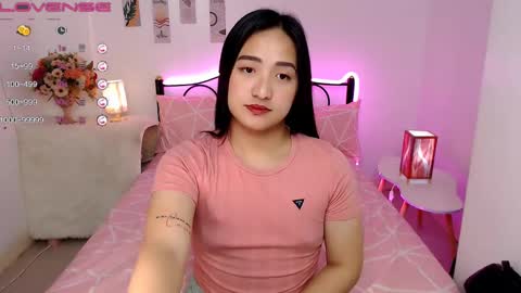 Snapshot of slave_amanda69 chatting on December 8, 9:57 am Queen Cyrine online show from December 8, 9:57 am