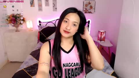 Snapshot of slave_amanda69 chatting on February 19, 6:00 am Queen Cyrine online show from February 19, 6:00 am