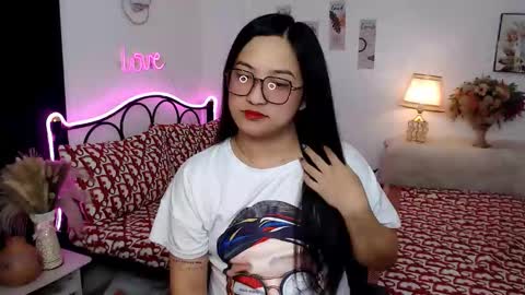 Snapshot of slave_amanda69 chatting on September 15, 4:36 am Queen Cyrine online show from September 15, 4:36 am