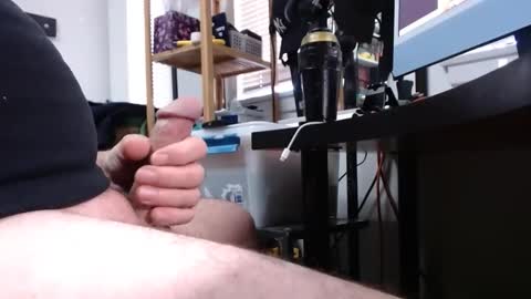 sliderguy699 online show from March 8, 12:41 pm