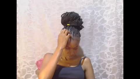 Snapshot of slim_girl01 chatting on January 24, 8:43 pm slim_girl01 online show from January 24, 8:43 pm