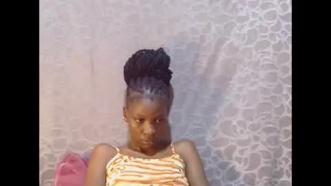 Snapshot of slim_girl01 chatting on January 27, 7:24 pm slim_girl01 online show from January 27, 7:24 pm
