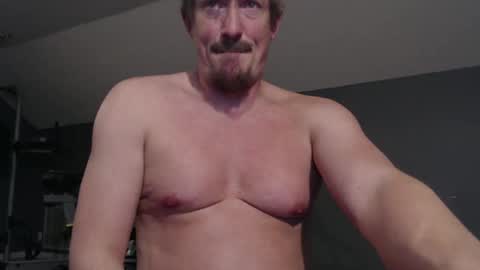 Snapshot of slimjp chatting on January 10, 6:09 am slimjp online show from January 10, 6:09 am