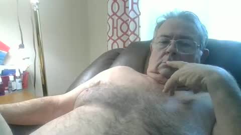 slippery_duck online show from January 27, 2:24 pm