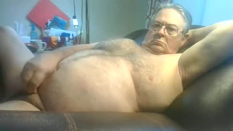 slippery_duck online show from January 26, 2:19 pm