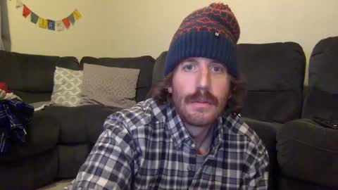 Snapshot of sloppyjoe97701 chatting on January 9, 7:42 am sloppyjoesss online show from January 9, 7:42 am