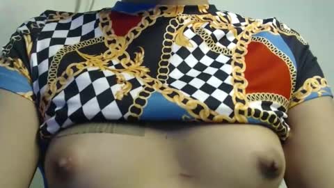 slutyyqueen online show from September 12, 8:38 am