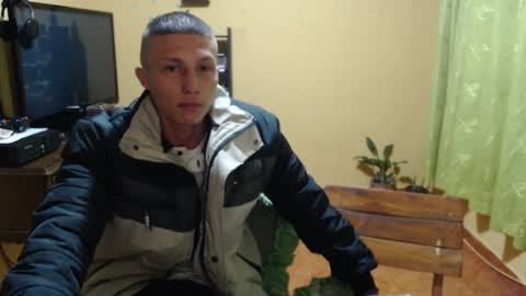 Snapshot of smith_lechosoxxx chatting on September 13, 10:39 am smith_lechosoxxx online show from September 13, 10:39 am