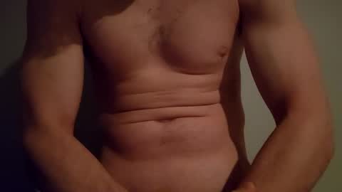 Snapshot of smitty6924 chatting on January 10, 3:18 am smitty6924 online show from January 10, 3:18 am