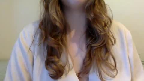 Snapshot of smokeshow3 chatting on January 11, 10:29 pm smokeshow3 online show from January 11, 10:29 pm