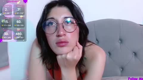 Snapshot of snow_baall chatting on January 28, 11:38 am IG OF red moonn online show from January 28, 11:38 am