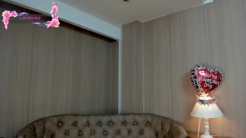 Snapshot of soffiqueen chatting on February 21, 7:43 pm Schedule 1400 - 2100 gtm-5 online show from February 21, 7:43 pm