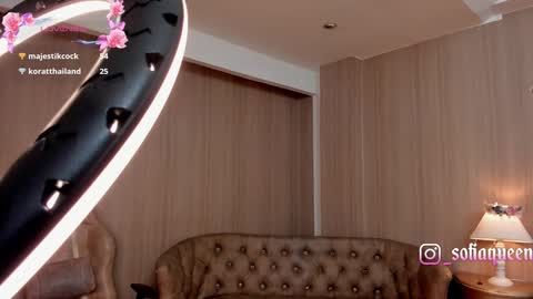 Snapshot of soffiqueen chatting on February 6, 8:13 pm Schedule 1400 - 2100 gtm-5 online show from February 6, 8:13 pm