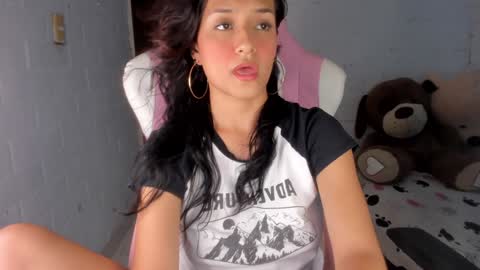 sofia online show from February 5, 8:57 pm