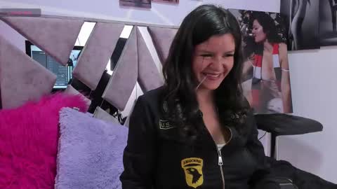 Sofi Noa online show from February 17, 9:00 pm